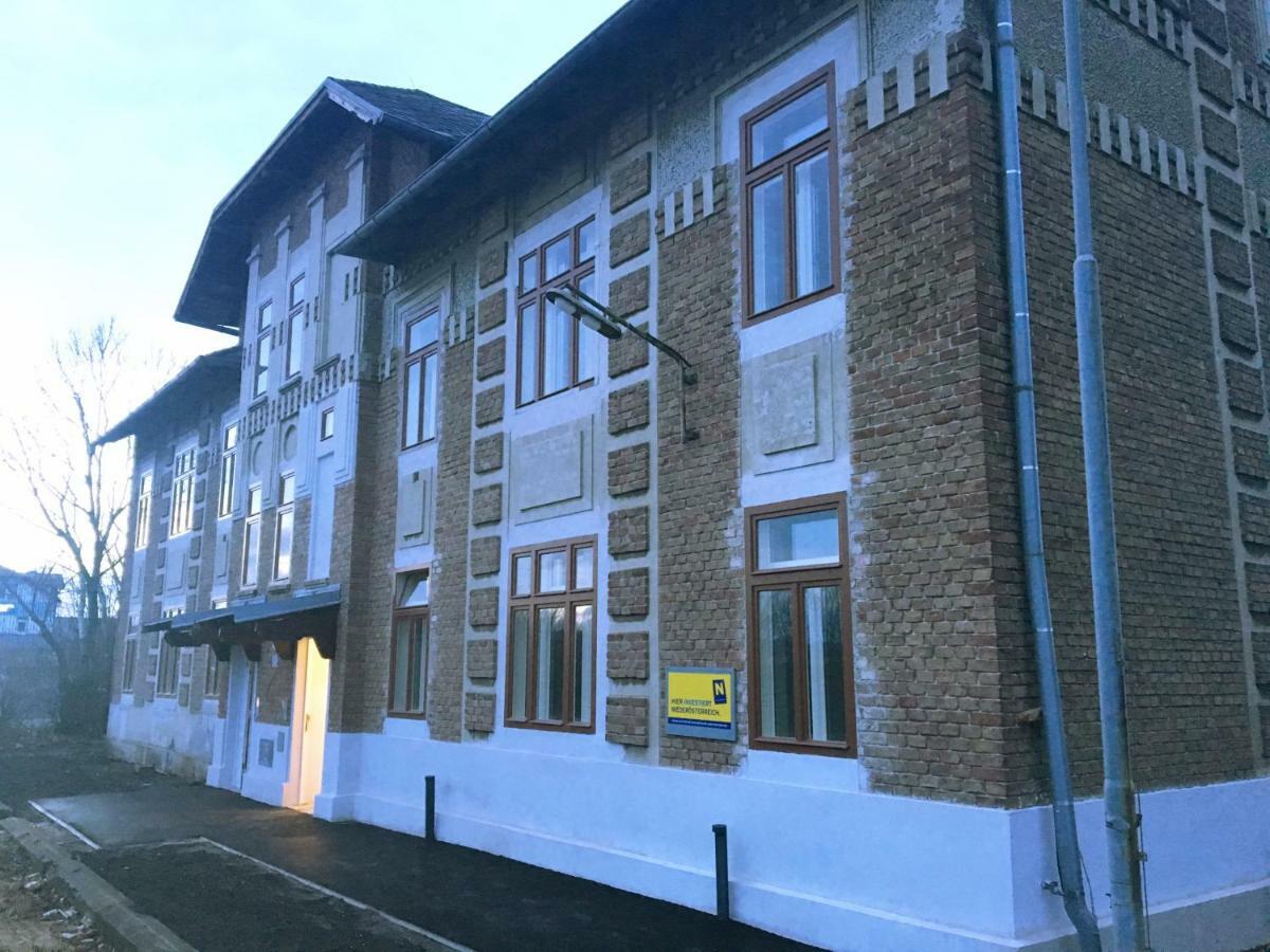 Sissi Apartments Achau Bagian luar foto
