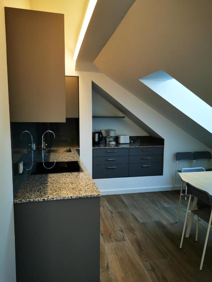 Sissi Apartments Achau Bagian luar foto