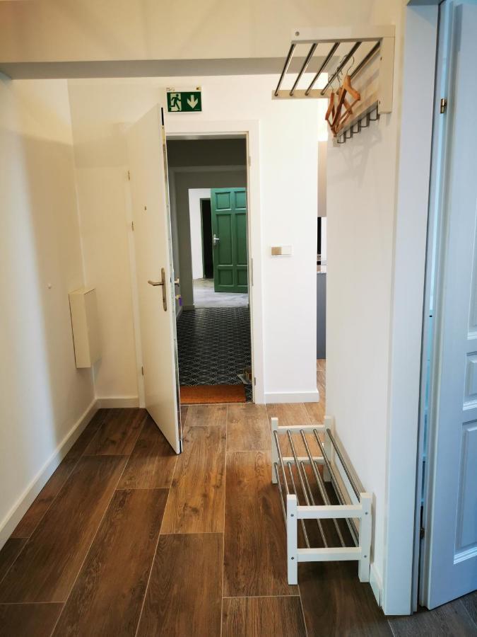 Sissi Apartments Achau Bagian luar foto
