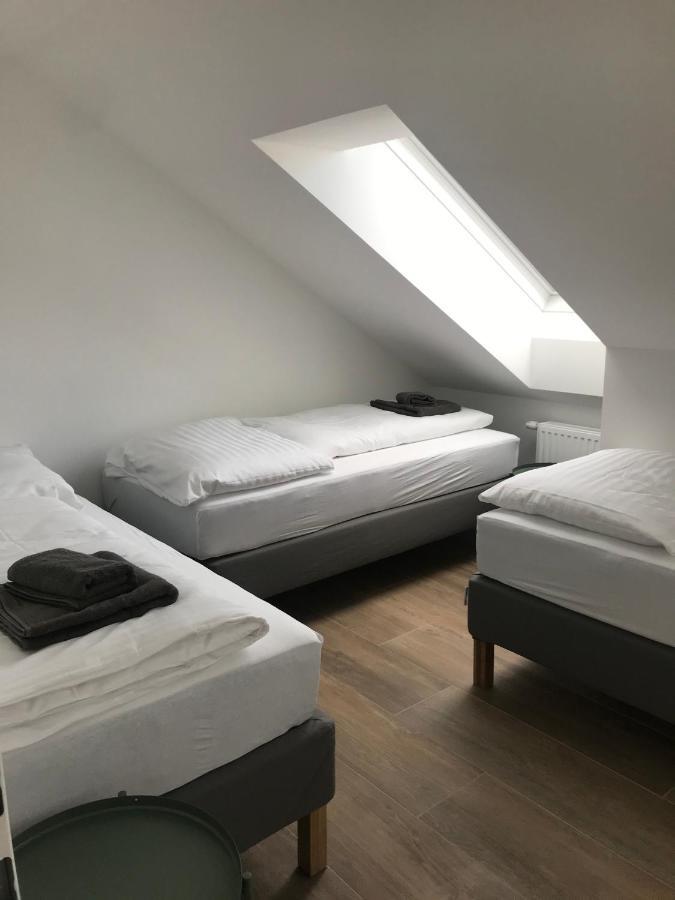 Sissi Apartments Achau Bagian luar foto