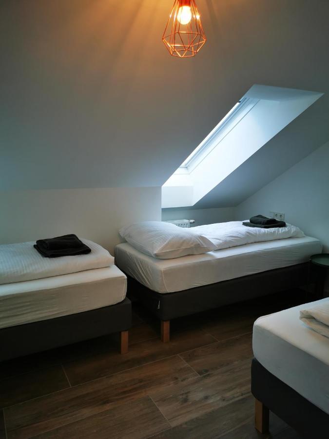Sissi Apartments Achau Bagian luar foto